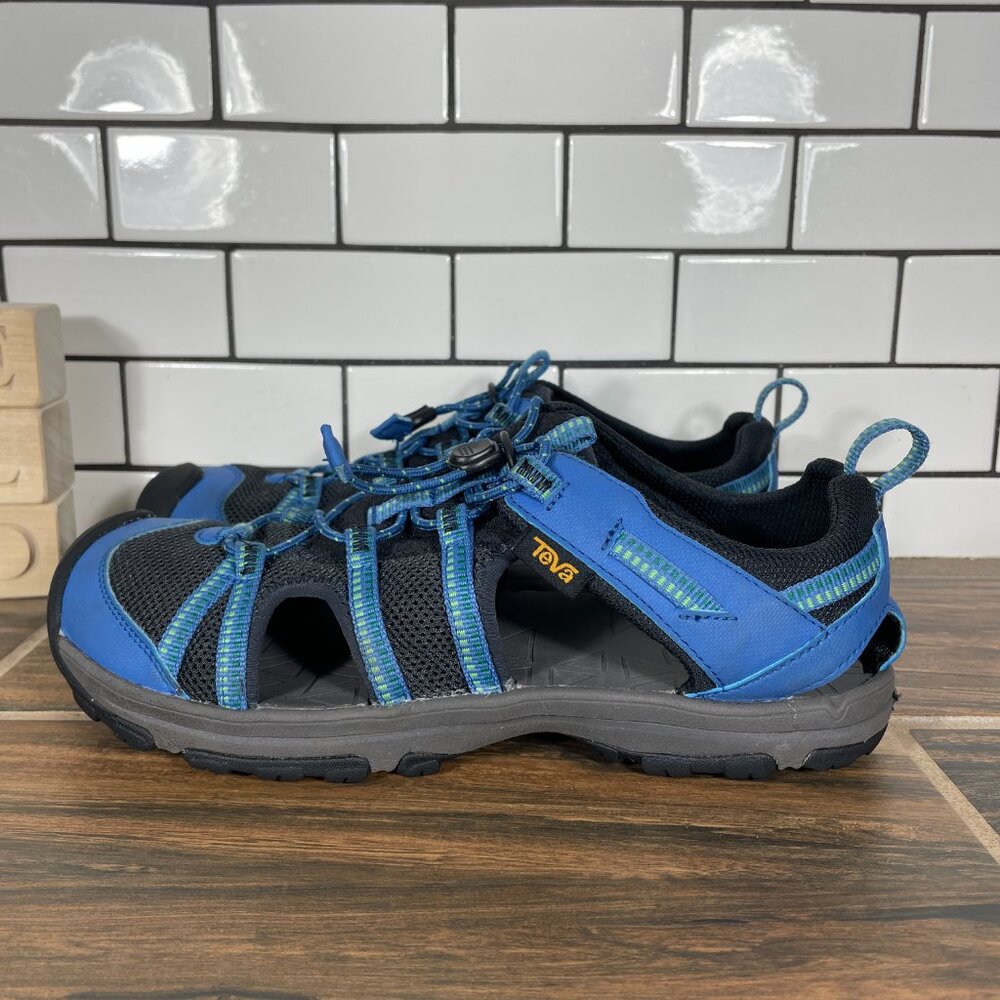 Teva Manatee Youth Boys Size 6 Shoes Blue Black Adventure Sport Water Sandal